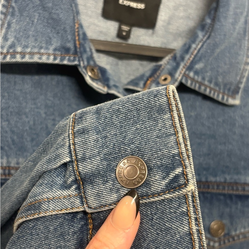 Express Classic Blue Denim Button-Up Jacket - Picture 4 of 9